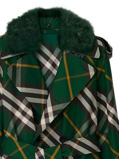 dark green/black/off-white cotton check pattern shearling collar notched lapels double-breasted button fastening belted waist long sleeves straight hem mid-lengthThis piece fits true to size. We recommend you get your regular sizeModel is 1,75m / 5ft 8in wearing size 8 (UK) Cotton Trench Coat, Hooded Trench Coat, Outer Women, Burberry Trench Coat, Long Trench, Long Trench Coat, Green Coat, Leather Cap, Burberry Women