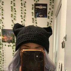 CROCHET Black cat ear beanie 🖤 comes in 2 sizes, Small Head (19-22") & Big Head (22-25"). 🚨 Crochet Black Cat, Crochet Cat Ear Beanie, Cat Ear Beanie, Ear Beanie, Cat Ears Hat, Cat Eared Beanie, Character Outfit Ideas, Crochet Black, Cat Beanie