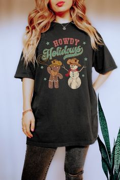 Retro Western Christmas Comfort Colors Shirt Howdy Holidays T - Etsy Vintage Cowboy Christmas, Cowboy Santa, Distressed Shirt, Cowboy Christmas, Retro Western, Western Christmas, Vintage Cowboy, Comfort Colors Shirt, Holiday Shirts