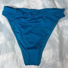 *Brand New* Never Worn High Waisted Bottoms Size L Sanitary Lining Swim Bra, High Waisted Bottoms, Victoria Secret Swim, Teal Blue, Womens Swim, Victoria's Secret, Color Blue, High Waisted, Brand New