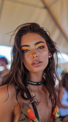 Top 19 Festival Makeup Looks To Turn Up The Glam This Season Fun Concert Makeup Looks, Festival Makeup Colorful, Cute Festival Makeup, Beach Festival Makeup, Country Festival Makeup, Rave Hair And Makeup, Tiki Makeup, Summer Festival Makeup, Festival Inspo 2024