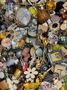 a pile of assorted jewelry sitting next to each other