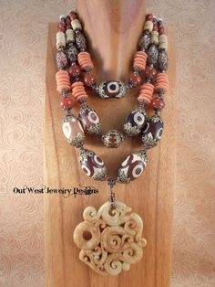 Statement Necklace Set - Chunky DZi Agate, Howlite, Oxbone and African Glass - Carved Jade Beads and Amulet Pendant - Big and Bold Necklace Aesthetic, Queens Jewels, Boho Jewels, Cowgirl Jewelry, Recycled Glass Bead, Carved Jade, Necklace Ideas, Jewelry Beads, Turquoise Howlite