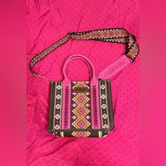 Brand New Without Tags. Has Never Been Used. Smoke Free Home! Casual Pink Bag For Festivals, Pink Casual Bags For Festival, Casual Pink Festival Bag, Southwestern Print, Mini Tote, Pink Brown, Womens Tote Bags, Cross Body, Printer