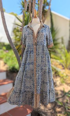 Front Button Dress, Couture Blouse, Oversize Dress, Kaftan Tunic, Cotton Tunic Dress, Simple Kurta Designs, Womens Trendy Dresses, Long Kurti Designs, Kurta Neck Design