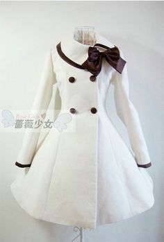 Moda                                                                                                                                                                                 Más Winter Coat Dress, Sailor Dress, Vestidos Vintage, Coat Outfits, Girl Coat