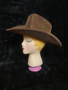 Lovely Stetson cowboy hat with woven band around the crown. Material feels like a short velour fabric. Great second hand condition Labeled as a size 6 3/4 - 6 7/8Measures about 21.5 inches in circumference Vintage Fitted Felt Hat For Ranch, Vintage Brown Fedora For Ranch, Vintage Fitted Fedora For Ranch, Fitted Vintage Fedora For Ranch, Retro Short Brim Hat For Western-themed Events, Brown Top Hat For Kentucky Derby And Country Events, Vintage Fitted Hat For Ranch, Fitted Vintage Hat For Ranch, Vintage Brown Hat For Ranch