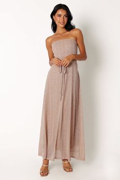 Summer Bandeau Tube Top For Prom, Summer Prom Bandeau Tube Top, Bandeau Tube Top For Summer Prom, Chic Strapless Maxi Dress For Bridesmaid, Glamorous Strapless Beach Dress, Summer Bandeau Maxi Dress For Prom, Bandeau Maxi Dress For Summer Prom, Bandeau Maxi Dress For Night Out, Strapless Maxi Dress For Summer Bridesmaid