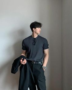 Guy Fancy Outfits, Big Guy Business Casual, Business Casual All Black Outfits, Male Business Casual Outfits, Black Men Business Casual Outfits, Fancy Male Outfits, Korean Fashion Men Summer, Handsome Outfit, Ideal Relationship