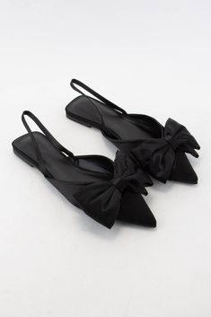 Satin with gorgeous and feminine bow, pointed toe, and sling back style. Black Flats With Bow, Sling Back Flats Outfit, Pointed Shoes For Women, Flat Pointed Shoes, Formal Shoes Women, Dressy Flats Shoes, Elegant Shoes Flat, Pointed Sandals, Formal Flats