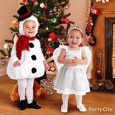 Super-cute kids Christmas costume ideas! The littlest snowman and the sweetest angel will spread joy at your holiday parties and events. Shop more ideas: partycity.com/category/holiday+parties/christmas+party+supplies/baby+kids+christmas+costumes.do Christmas Party Costumes, Christmas Outfits For Kids, Christmas Costume Ideas, Sew Halloween Costume, Christmas Party Costume, Party City Costumes, Snowman Party, Cute Christmas Outfits