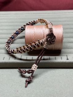 Macrame boho style leather wrap bracelet; will fit a 6 1/2 - 8 inch wrist Wrap Armband, Macrame Boho, Mode Boho, Boho Macrame, Leather Wrap Bracelet, Boho Stil, Style Boho, Leather Wraps, Boho Style