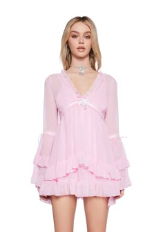 base|light pink Princess Sab Zada, Sabrina Concert, Dress With Bell Sleeves, Sassy Outfit, Sugar Thrillz, Chiffon Mini Dress, Tour Outfits, Outfits And Accessories, Bell Sleeve Dress