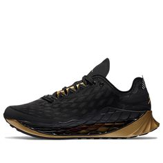 Black And Gold Sneakers, Sneakers Jordan, Gold Sneakers, Marathon Running Shoes, Fashion Performance, Cole Haan Zerogrand Oxford, Running Shoes Sneakers, Black Metallic, Nike Zoom