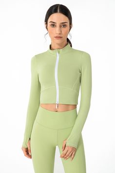 Color_Fruit Green Long Sleeve Cropped Top, Crop Top Jacket, Yoga Crop Tops, Cropped Long Sleeve Top, Tunic Shirt, Thumb Holes, Cropped Top, Athletic Women, Spring And Fall