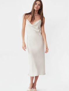 Silk 90's Style White Slip Dress Amsale Bridal, Linen Wedding Dress, Dancer Dress, Atlanta Fashion, White Slip Dress, Affordable Wedding Dresses, Traditional Wedding Dresses, Civil Ceremony, Micro Wedding