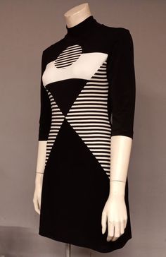 60s Space Age Mod Colorblock Mini Dress Op Art Mid Century Atomic Psychedelic Vintage Style Knitwear Black White Stripes - Etsy 60s Space Age, 70s Mode, Mini Dress Long Sleeve, Abstract Black And White, Mod Style, Art Mid Century, Low Waste, 60s Mod, Striped Mini Dress