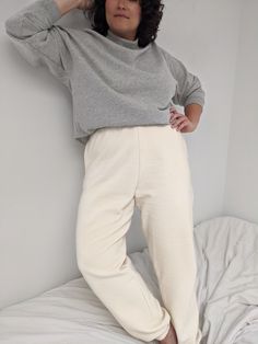 Our Franklin Sweatpants are a flattering and versatile complement to all the pieces in our Sweats collection. The Franklin Sweatpants feature a comfortable elastic + drawstring waistband, side seam pockets, and cinched elastic leg openings. The exquisite rippled fabric has an incredibly soft yet substantial hand, reminiscent of our favorite vintage pieces and perfect for year-round wear. We love pairing our Franklin Sweatpants with vintage and our staple Romy Sweater for a favorite go-to look! 1 Sporty Relaxed Fit Pull-on Bottoms, Pull-on Trousers For Loungewear, Comfortable Straight Sweatpants With Pull-on Style, Relaxed Fit High-waisted Sweatpants With Elastic Waistband, Relaxed Fit Fall Pants With Elastic Waistband, Relaxed Fit Pants With Elastic Waistband For Fall, Relaxed Fit Elastic Waistband Fall Pants, Everyday Fall Bottoms With Elastic Waistband, Relaxed Fit Tapered Leg Loungewear Pants