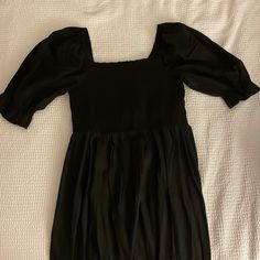 New With Tags, Size Large Tall Casual Midi Dress With Square Neck For Night Out, Casual Maxi Dress With Puff Sleeves For Parties, Casual Puff Sleeve Maxi Dress For Party, Elegant Short Sleeve Midi Dress By Gap, Casual Square Neck Maxi Dress For Evening, Casual Puff Sleeve Short Dress For Evening, Black Short Sleeve Mini Dress With Ruched Detail, Black Square Neck Dress For Date Night, Casual Short Sleeve Midi Dress By Gap