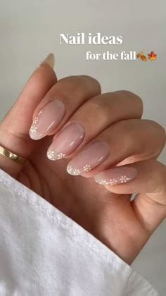 Minimal Nails, Girls Nails, Bridal Nails, Chic Nails, Flower Nails, Cute Acrylic Nails