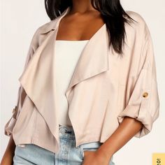 Size M Oversized Solid Outerwear For Spring, Trendy Oversized Cropped Jacket For Spring, Feminine Button-up Fall Outerwear, Feminine Button-up Outerwear For Fall, Chic Spring Button-up Cropped Jacket, Spring Beige Button-up Outerwear, Beige Button-up Spring Outerwear, Chic Pink Cropped Jacket For Spring, Beige Button-up Outerwear For Spring