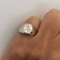 Coat of Arms Family Crest Ring Crest engrave ring - Etsy Brasil Men Pinky Ring, Pinky Ring Gold, Family Crest Ring, Family Crest Rings, Engraved Ring, Picture Letters, Personalized Ring, Etsy Gold Ring, Personalized Rings