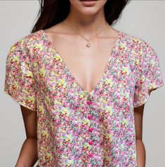 Liberty print womens blouse Liberty fabric  collar matching buttons  Special occasion or just casually paired with jeans 100%cotton lawn fabric Returns:  I'm unable to accept returns I'm afraid, however I am more than happy to answer all of your questions prior to your purchase. Please feel free to message me. Multicolor V-neck Tops With Ditsy Floral Print, Trendy Floral Print V-neck Tops, Casual V-neck Top With Ditsy Floral Print, Trendy Short Sleeve Tops With Ditsy Floral Print, Spring Multicolor Tops With All Over Print, Multicolor Tops With All Over Print For Spring, Feminine Multicolor Tops With Ditsy Floral Print, Cotton V-neck Top With All Over Print, Feminine Multicolor Ditsy Floral Print Tops