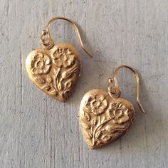 New Earrings Dimensions: 1” With Hooks 18k Gold Plated Beautiful Hammered Flowers Great Everyday Style Handcrafted In Us Handmade Artisan Jewelry Bundle Up And Save Even More 10% Fast Shipping Cadmium-free Brass Earrings For Anniversary, Gold Flower Earrings For Valentine's Day, Gold Nickel-free Open Heart Earrings, Nickel-free Gold Open Heart Earrings, Gold Nickel-free Heart Earrings For Anniversary, Gold Open Heart Nickel-free Earrings, Gold Heart-shaped Jewelry With Ear Wire, Gold Open Heart Nickel Free Earrings, Gold Heart-shaped Flower Earrings