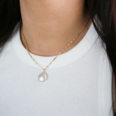 D E T A I L S --♡-- M A T E R I A L S :• 18k Gold Plated over Sterling Silver • Pearl: 12 MM-----------------------♡--------------------SIZE:• 16" + 2" Ext Gold-plated Pearl Necklace With Gold Chain For Gift, Yellow Gold Pearl Necklace With Cable Chain As Gift, Luxury Teardrop Gold Chain Jewelry Gift, Pearl Necklace With Cable Chain For Gift, Everyday Gold Pearl Necklace With Cable Chain, Dainty Pearl Necklace With Cable Chain As Gift, Yellow Gold Oval Pearl Chain Jewelry, Oval Yellow Gold Pearl Chain Jewelry, Teardrop Cable Chain Jewelry As A Gift