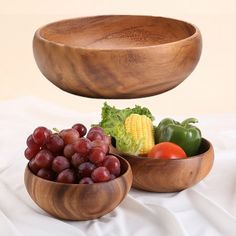 To explore more high-end quality products, please click here! Round Bowl Acacia Wood Various Sizes Wooden Knight LARP Medieval (20 cm) Description: Bowl made of acacia wood Serving bowl for fruit or salad. Carved from solid rainwood. Modern, durable design. Simply wipe surface with a damp cloth. Food-safe glazed Specification: Material: wood Color: as shown Diameter: 20 cm, height: 7 cm Include: 1x wooden bowl Color: Multicolor. Kitchenware Ideas, Wood Serving Bowl, Bamboo Utensils, Kitchen Aesthetics, Sustainable Kitchen, Wooden Bowl, Wooden Kitchen, Wood Bowls, Dining Bar