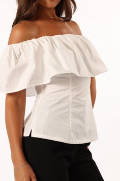 DETAILS   Make a statement in our off the shoulder top. Featuring a straight elasticised neckline, overlay bust feature and short sleeve, this fashionable piece is the ultimate way to show off your style. Whether youâ€™re going for a night out with friends or want to add something special to date night, this eye-catching top will do the trick.   off the shoulder style top  straight elasticised neckline  overlay bust feature  short sleeve  back invisible zip  unlined  material - 100% cotton     S White Top With Straight Neckline For Spring, Trendy Off-shoulder Tube Top For Summer, Elegant Summer Tops With Straight Neckline, Trendy Off-shoulder Tube Top For Day Out, Elegant Tops With Straight Neckline For Summer, Elegant Straight Neckline Summer Tops, Casual Off-shoulder Ruffled Tube Top, Chic Stretch Tops With Straight Neckline, Chic Summer Tube Top With Straight Neckline