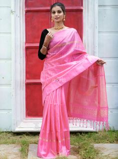 Prakruthi Swarnam Baby Pink Fancy Handloom Soft Silk Saree Fancy Silk Sarees, Handloom Weaver, Warp And Weft, Baby Pink Color, Baby Pink Colour, Silk Sarees Online, Fancy Sarees, Soft Silk Sarees, Silk Material