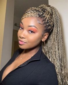 Short Hairstyles for Busy Mornings: 5-Minute Guide Cute Box Braids, Medium Box Braids, Blonde Braids, Box Braids Hairstyles For Black Women, Cute Box Braids Hairstyles, Box Braid, Box Braids Styling, Natural Hair Styles Easy