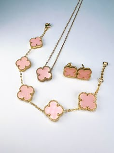 SET (3 Items) Four Leaf Clover Light Pink | Stainless steel 18K Gold Plated. SET (3 Items): Earrings: 13mm Bracelet: 6" chain + 1.5" extender Necklace: 16" chain + 2" extender Hypoallergenic | Nickel Free Cute Pink Jewelry With Chain, Trendy Pink Link Jewelry, Cute Chains, Cutest Jewelry, Clover Jewelry Set, Wish List Items, Bracelets Clay, 4 Leaf Clover Pink, Pink Gold-plated Charm Necklaces With Adjustable Chain