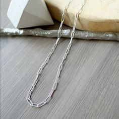 New Men's White Gold Paper Clip Chain Necklace Details: Genuine 18k White Gold Plated Sterling Silver Length 18" Width 5mm Retail Price $300 Buy With Confidence From A Trusted Seller With A 99%+ Feedback Rating! A0163 (Id-403) Paper Clip Chain Necklace, Mens Pinky Ring, Chain Necklace Silver, Sterling Silver Cross Necklace, Black Beaded Bracelets, Sterling Silver Wedding Band, 18k Gold Earrings, Jewelry Appraisal, White Gold Chains