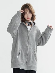 ❤︎One-point design loose hooded zip-up hoodie❤︎ Point Design, Press The Button, College Bags, Loose Top, Hooded Cardigan, Winter 2023, Womens Fleece, Loose Tops, Grey Hoodie