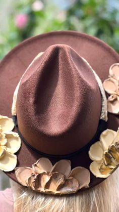 Brown Handmade Fedora With Short Brim, Handmade Brown Fedora With Short Brim, Handmade Brown Hat Bands For Kentucky Derby, Country Style Mini Hat With Curved Brim In Brown, Country Style Brown Mini Hats With Curved Brim, Handmade Brown Fedora With Curved Brim, Artisan Brown Fedora With Curved Brim, Brown Fedora Mini Hat For Kentucky Derby, Handmade Wide Brim Brown Top Hat