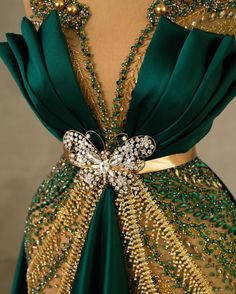 Emerald Green Mermaid Prom Dress, Emerald Green Wedding Dress, Green Mermaid Prom Dress, Women Suits Wedding, Green Wedding Dresses, Emerald Dresses, Lace Wedding Dress With Sleeves, Gowns Dresses Elegant, Emerald Green Dresses