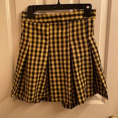 The Skirt Is A Yellow Plaid Mini Skirt From H&M With Original Tags, Never Worn. There Is A Zipper And Button On The Side For Fastening. Retro Mini Length Bottoms For School, Yellow Mini Skirt For School, H&m Pleated Summer Bottoms, Casual Yellow Pleated Summer Skirt, Casual Yellow Pleated Skirt For Summer, Retro School Mini Skirt, Summer School Shorts With Lined Skirt, Summer Shorts With Lined Skirt For School, H&m Pleated Skirt For Summer