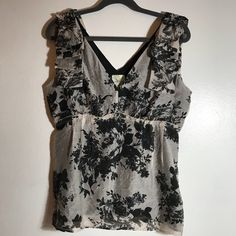 Condition: Excellent Like New Condition, Never Worn On My End, Bought By Never Wore Retail: $88 Plus Tax * 20” Across Chest, 17.5” Across Waist, 26” Length (Measurements Taken Flat) * Side Zip No Trades Trusted Seller For Years Ships Quickly Great Feedback Elegant Floral Print Sleeveless Blouse, Elegant Sleeveless Blouse With Floral Print, Elegant Floral Print Top For Day Out, Digital Closet, Measurement Length, Work Outfits, Fancy Dresses, Floral Blouse, Black Cream