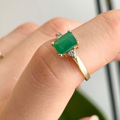 Estate 14KT Yellow Gold Emerald-Cut 1.00 CT Emerald + Diamond Ring – LSJ Emerald Ring Design, Timeless Ring, Emerald Diamond Ring, Gold Band Ring, Emerald Ring, Emerald Diamond, Gold Band, 1 Carat, Emerald Cut