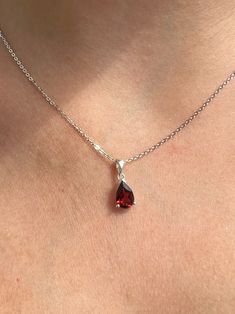 Silver Necklace With Red Stone, Red Silver Jewelry, Garnet Birthstone Jewelry, Red Stone Pendant, Prom Jewellery, Pear Shape Pendant, Garnet Color, Pear Shaped Pendant, Garnet Birthstone