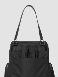 The Alyssa Black & Gunmetal Leather Diaper Bag is the ultimate bag for stylish parents. The convertible design means you can wear it as a backpack or shoulder bag, depending on your needs. The fully padded back panel and backpack straps make it comfortable to wear as a backpack, while the detachable leather strap makes it easy to carry as a shoulder bag. The square shaped zip opening allows you to easily access what's inside your bag, and the leather and nylon mix makes this bag luxurious yet li Travel Stroller, Convertible Bags, Changing Bag, Bottle Bag, Backpack Straps, Perfect Bag, Sock Shoes, Easy Access, Bag Making