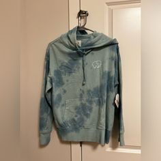 Brand New !! Casual Acid Wash Sweatshirt With Kangaroo Pocket, Faded Long Sleeve Soft-washed Hoodie, Casual Acid Wash Hoodie For Loungewear, Casual Bleached Hooded Hoodie, Casual Hand Dyed Hoodie For Winter, Winter Long Sleeve Bleached Hoodie, Hooded Bleached Sweatshirt For Fall, Casual Bleached Hoodie With Relaxed Fit, Acid Wash Bleached Long Sleeve Hoodie