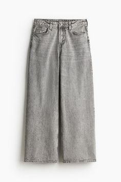 5-pocket jeans in rigid cotton denim that feels firm at first  softening and relaxing with wear. Loose fit from waist to hip and baggy fit from thigh to hem. Regular waist and zip fly with button. Straight  longer legs  designed to fall over foot with a stacking effect. A relaxed and cool denim statement. Cool Denim, Longer Legs, Fall Over, Lady Grey, Jean Grey, Pocket Jeans, Light Denim, Baggy Jeans, Baggy Fits