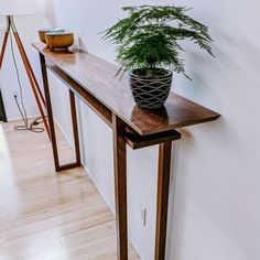 long skinny console table hand-crafted from solid walnut by Mokuzai Furniture Modern Console Table Entryway, Custom Console Table, Live Edge Table Tops, Classic Console Table, Console Table Modern, Entry Console Table, Classic Console, Fine Furniture Design, Walnut Table Top