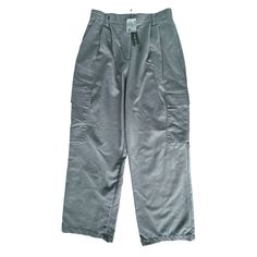 Hunter & Brown Junior's Straight Leg Pleated Cargo Pants W/Pockets Size L Gray Bottoms With Pockets And Tapered Leg, Solid Tapered Leg Bottoms With Pockets, Relaxed Fit Utility Bottoms With Pockets, High Waist Cargo Pants With Welt Pockets For Workwear, Wide Leg Work Pants With Pockets For Workwear, Utility Bottoms With Welt Pockets In Solid Color, Utility Style Bottoms With Welt Pockets, Utility Workwear Bottoms, Utility Wide Leg Pants With Pockets