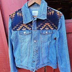 Western Style Cotton Winter Outerwear, Western Style Blue Winter Outerwear, Bohemian Blue Denim Jacket For Winter, Bohemian Blue Denim Jacket For Fall, Bohemian Denim Jacket For Fall, Western Style Cotton Denim Jacket For Fall, Bohemian Denim Jacket With Pockets For Fall, Western Denim Jacket With Pockets For Winter, Medium Wash Outerwear For Rodeo In Fall