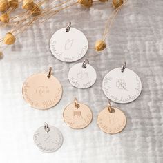 Engravable with a range of delicate illustrations to suit all personalities, our Illustration neckalce is the perfect personalized engraved jewellery gift to represent the loved one in your life.18K Champagne Gold Plated, 925 Sterling Silver or 18K Rose Gold PlatedCharm sizes: Medium Flat Disc 0.8 x 0.8, Large Flat Disc 1.1 x 1.1Secure clasp fasteningCharms are removable from this chain and can be worn on all Merci Maman chain lengthsHand-engraved in our Paris and Paris workshopSent with love in Customizable Rose Gold Sterling Silver Jewelry, Customizable Sterling Silver Rose Gold Jewelry, Customizable Rose Gold Pendant Jewelry, Customizable Rose Gold Pendant Charm Necklace, Customizable Rose Gold Round Pendant, Customizable Rose Gold Round Pendant Jewelry, Dainty Engraved Charms For Gift, Personalized White Gold Charm Necklaces For Personalized Gift, Dainty Engraved Charms For Gifts