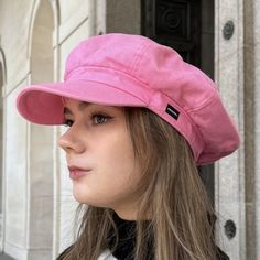 Our CRAGGI Pink washed denim Baker Boy cap is made from a cool cotton canvas fabric and features a matching lining inside to prevent any scratching. This hat is a perfect fashion accessory for a day around town,holidays,Festivals,concerts and nights out with friends.  The washed denim fabric gives the cap a slight sun kissed faded appearance. One Size - 55cm-60cm with an elasticated back for a perfect fit. The Peak protects the eyes and face from the sun and rain.  100% Cotton soft and durable o Casual Outdoor Beret, Casual Adjustable Solid Color Beret, Casual Adjustable Beret, Adjustable Cotton Casual Beret, Washed Cotton Bucket Hat With Curved Brim, Casual Adjustable Brimmed Beret, Casual Cotton Flat Cap Beret, Casual Cotton Beret Flat Cap, Casual Solid Color Canvas Hats